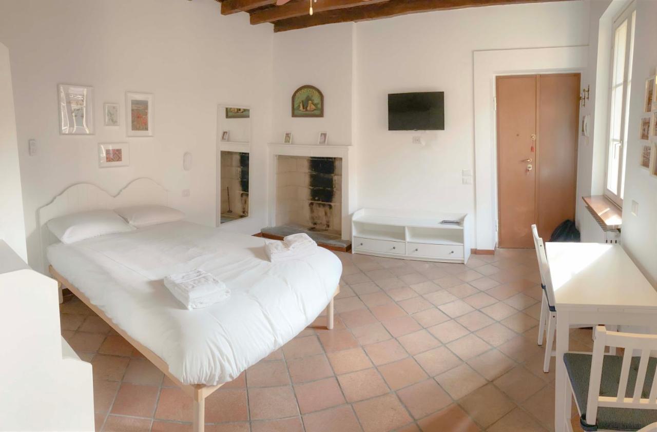 Apartment Bnbutler - Alzaia Naviglio Grande - Your Nest In The Romantic District In